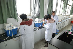 化学化工学院成功举办第三届化学实验操作技能大赛及生物化工产品技术研发研讨会